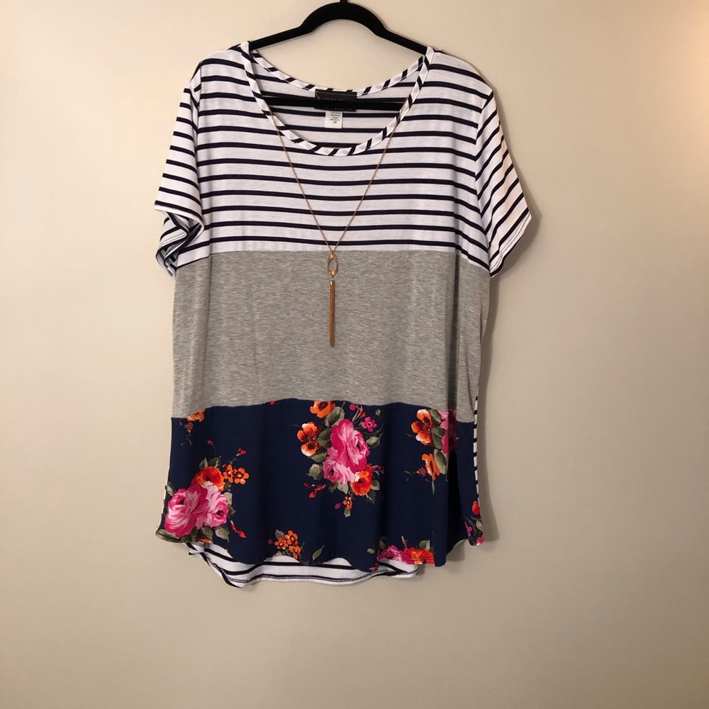 Women’s plus size Top